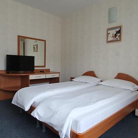 Motel Monza Μπλαγκόεβγκραντ Εξωτερικό φωτογραφία