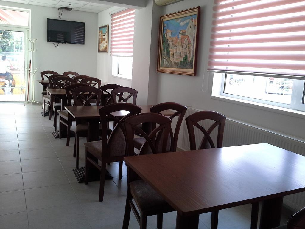 Motel Monza Μπλαγκόεβγκραντ Εξωτερικό φωτογραφία